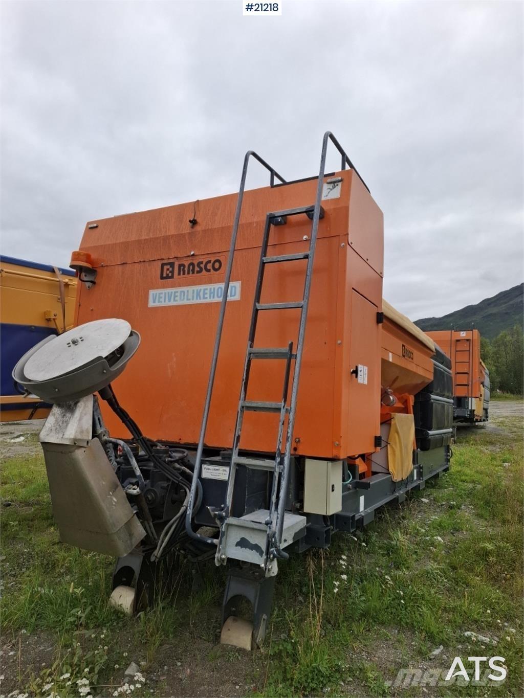 Rasco Solid Sypače písku a soli