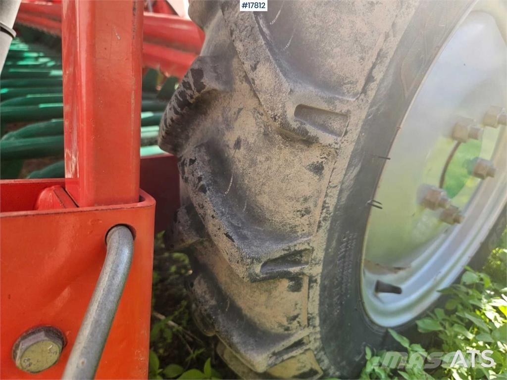 Agromasz SR 300 Mechanické secí stroje