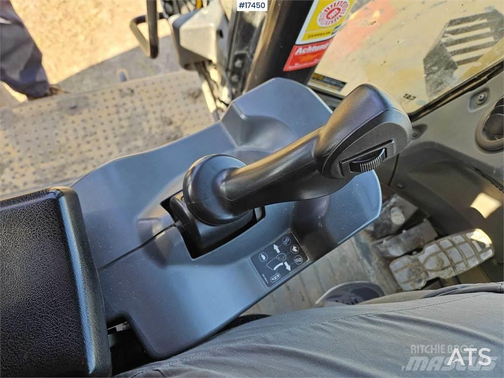 CAT 966M Kolové nakladače