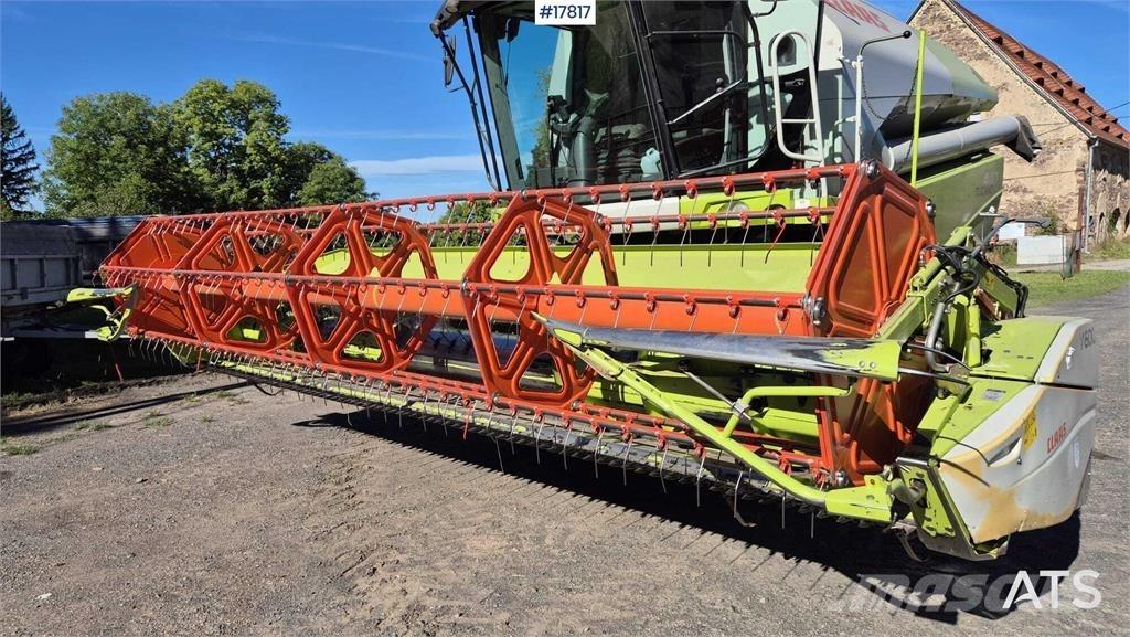 CLAAS Tucano 440 Sklízecí mlátičky