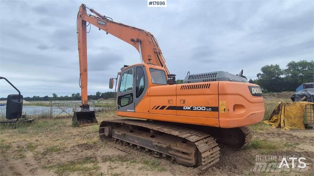 Doosan DX 300 LC Pásová rýpadla