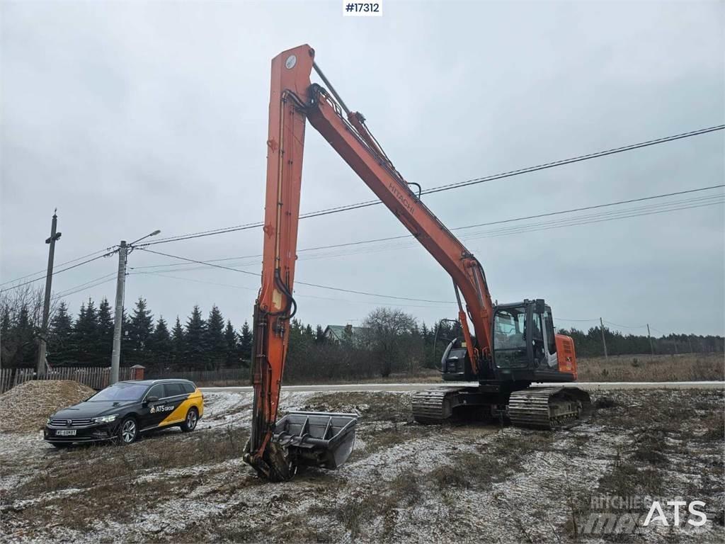 Hitachi ZX 225 US LC Pásová rýpadla