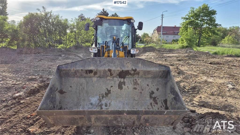 JCB 407 T4 Kolové nakladače