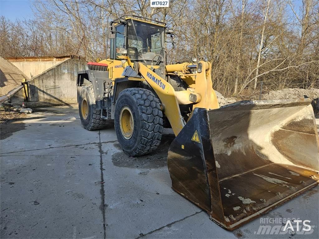 Komatsu WA 320-5 Kolové nakladače