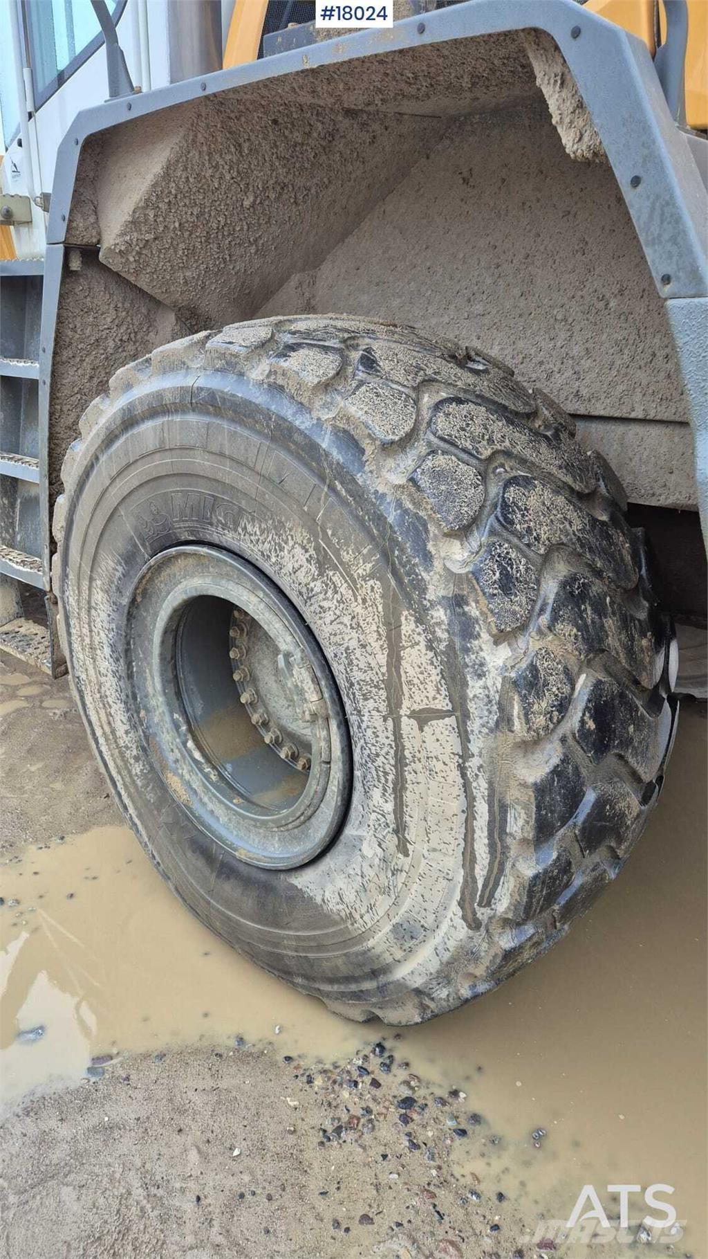 Liebherr L576 Kolové nakladače