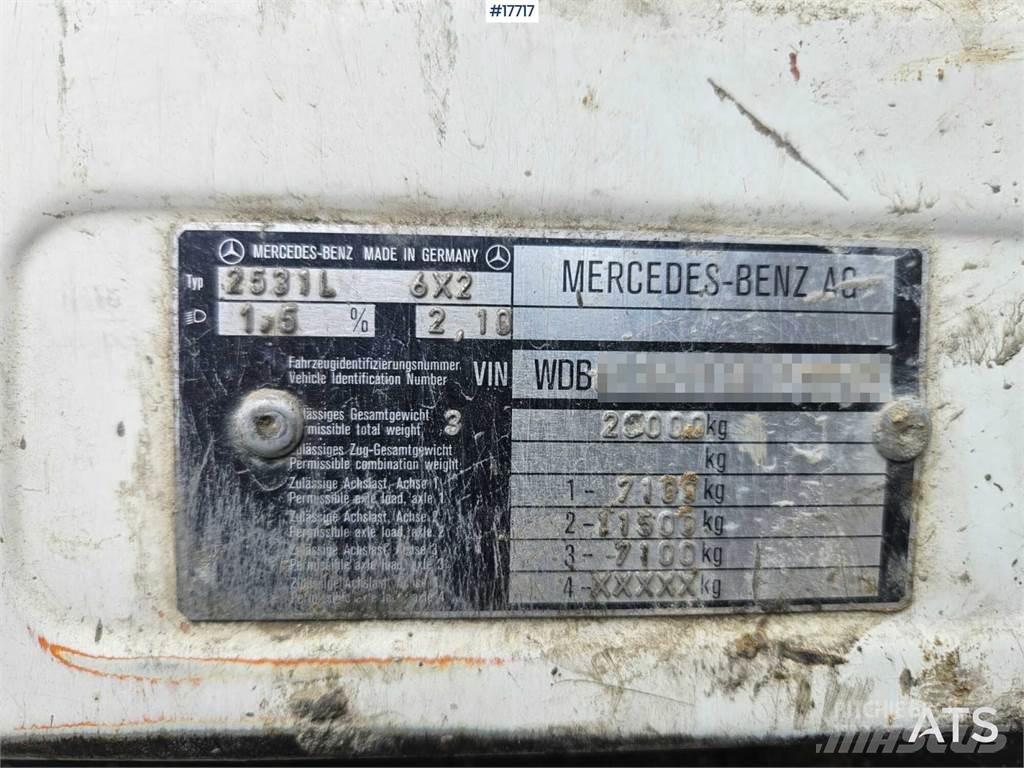 Mercedes-Benz 3734 Stavební míchačky