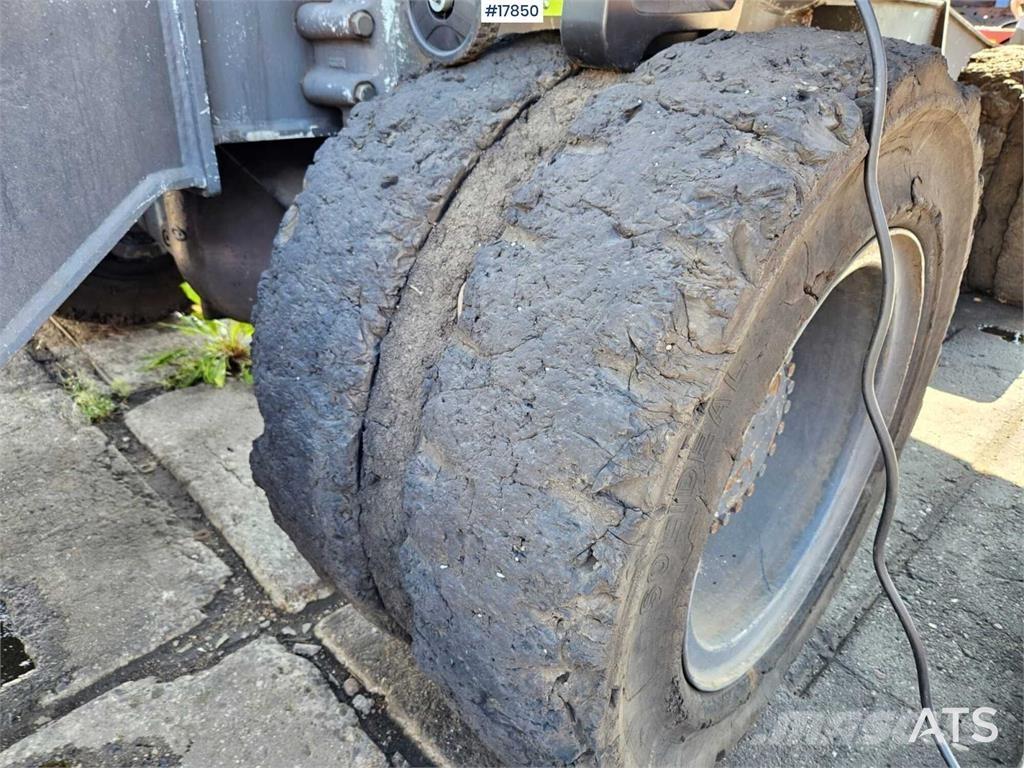O&K MH Stroje pro manipulaci s odpadem