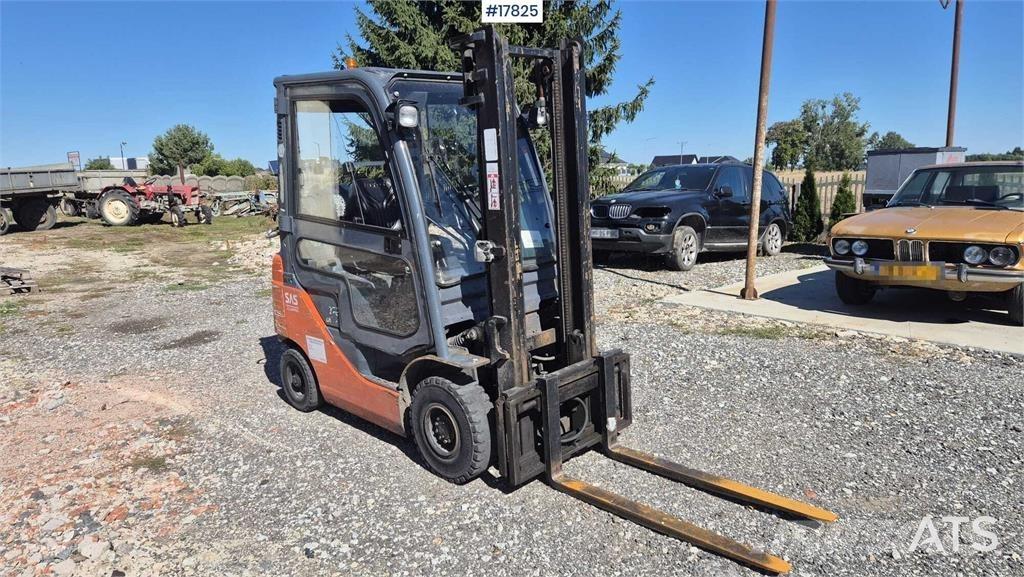 Toyota 02-8FGF15 Další