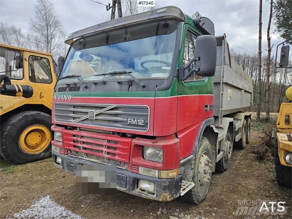 Volvo 420 8x4 Sklápěče