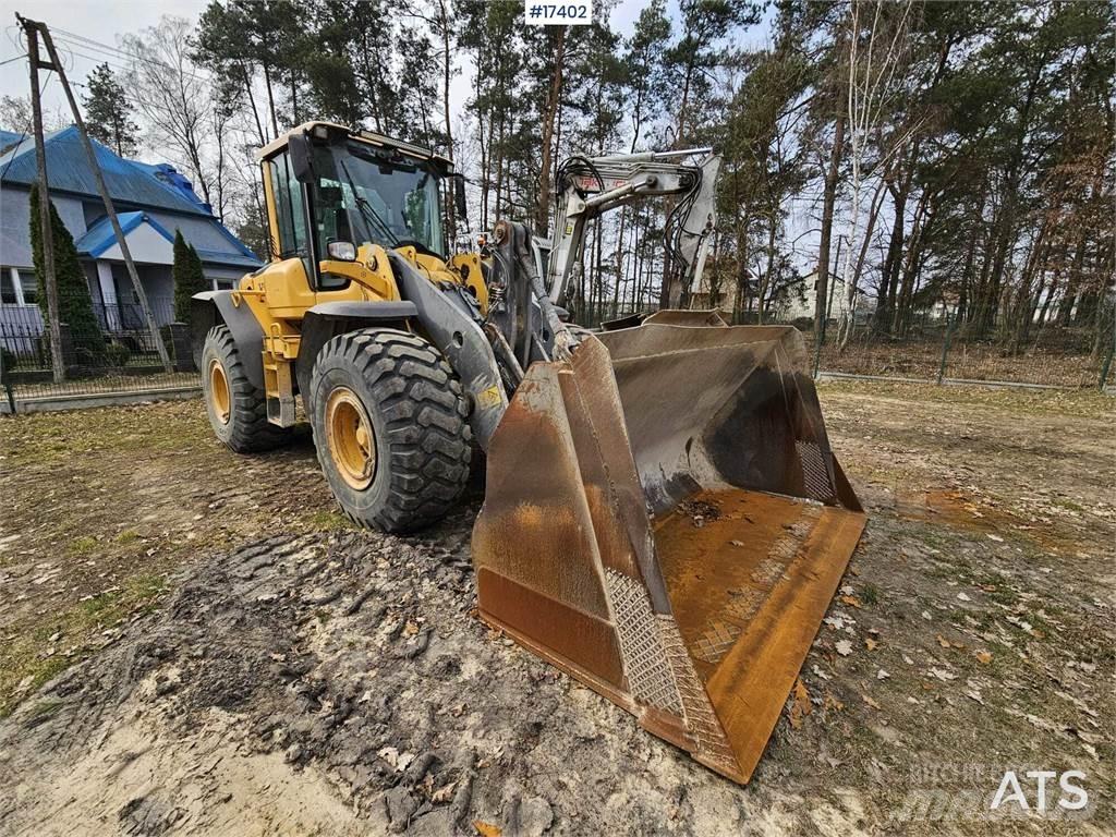 Volvo L120F Kolové nakladače