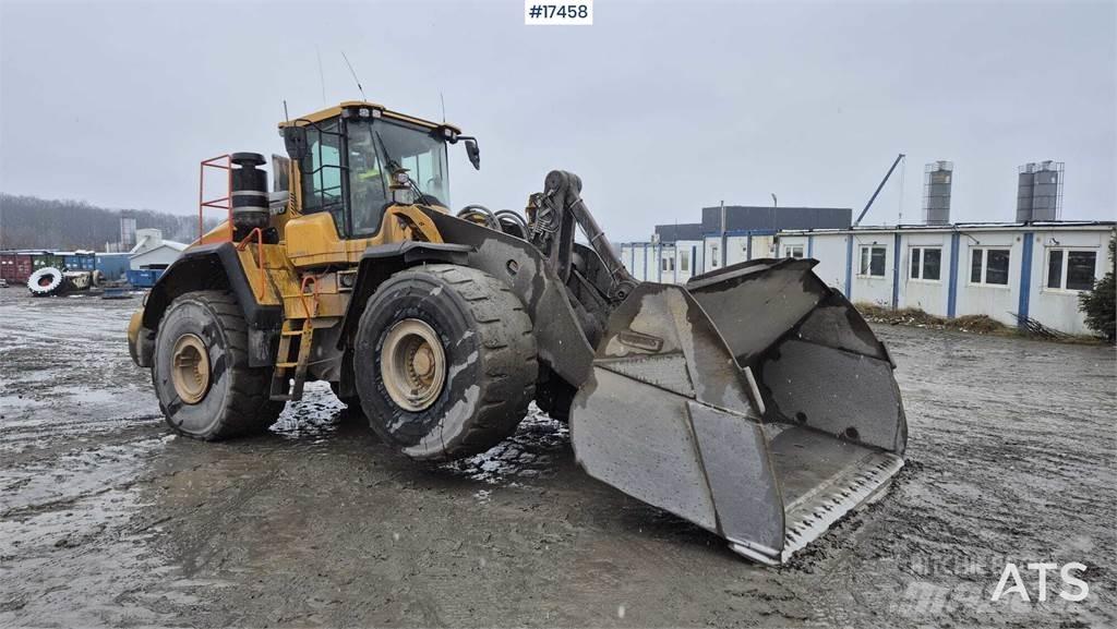 Volvo L220H Kolové nakladače