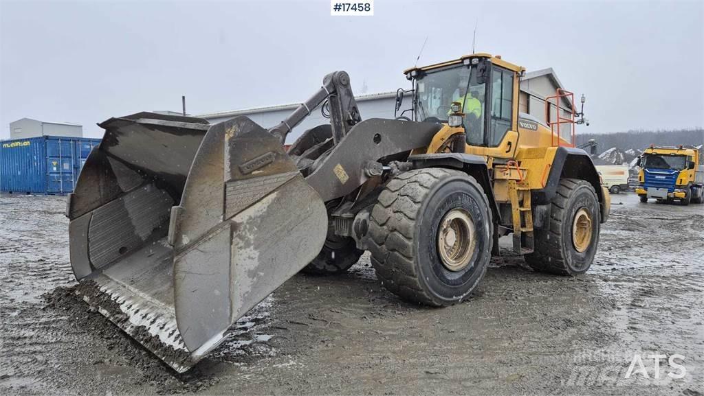 Volvo L220H Kolové nakladače