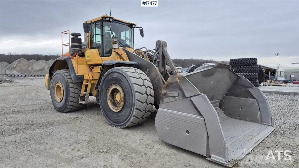 Volvo L220H Kolové nakladače