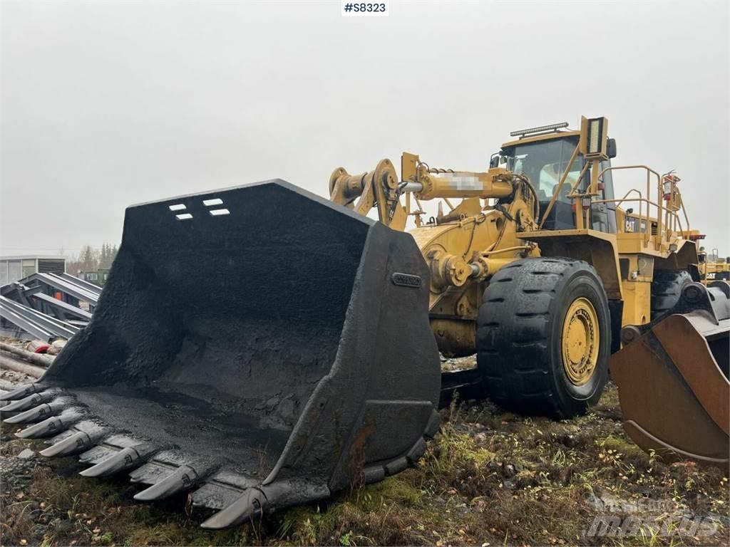 CAT 988H Kolové dozery