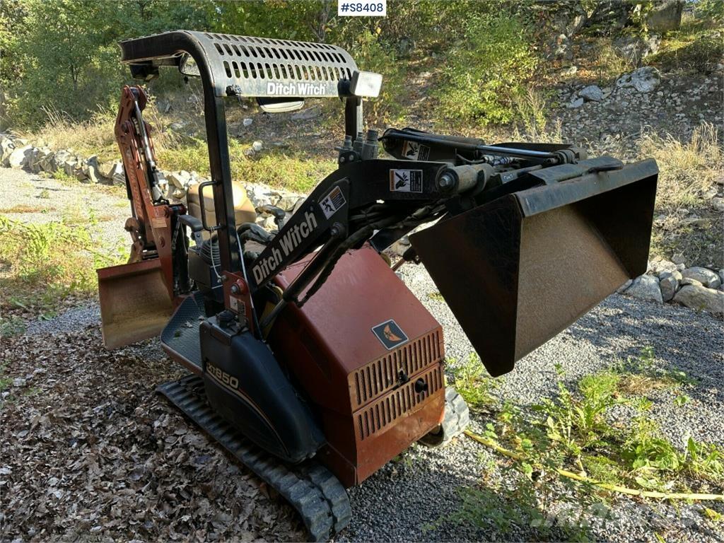 Ditch Witch XT850 Smykem řízené nakladače