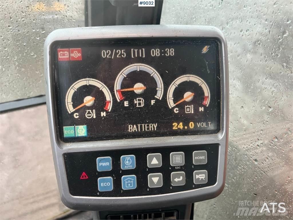 Doosan DX140LC Pásová rýpadla