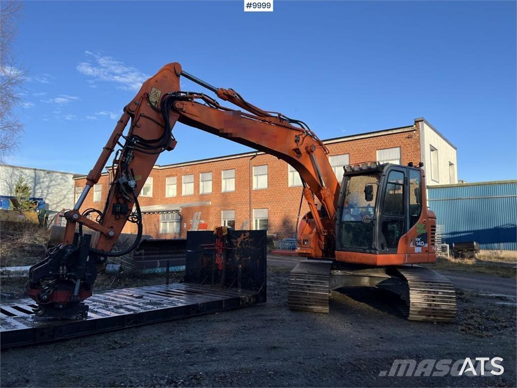Doosan DX140LCR-3 Pásová rýpadla