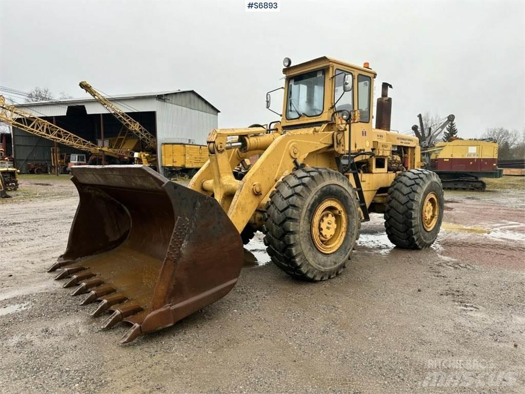 Hough H90E Kolové nakladače