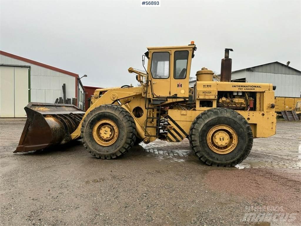Hough H90E Kolové nakladače