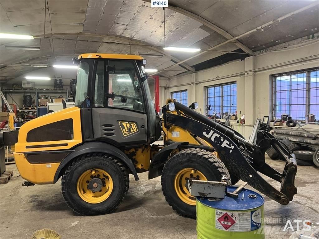 JCB 409 T4 Kolové dozery