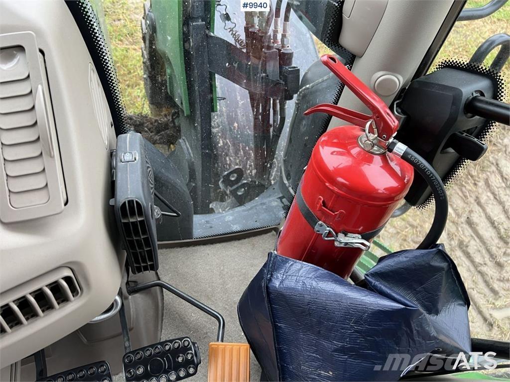 John Deere 6155 R Traktory