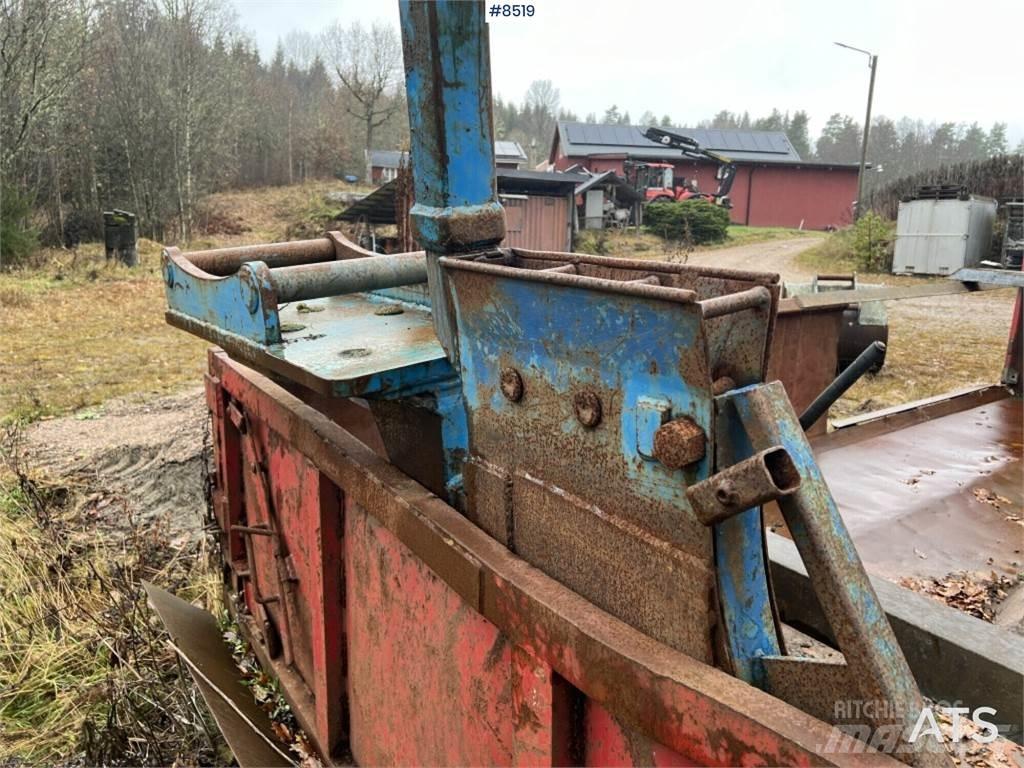  Kabelplog S60 Ostatní komponenty
