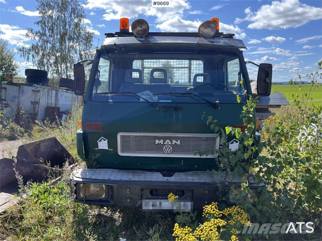 MAN VW 8,150 F Hákový nosič kontejnerů