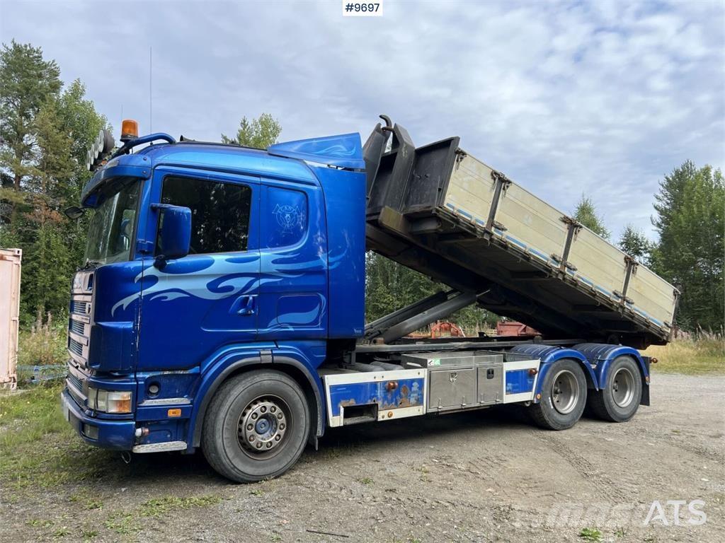 Scania R124GB6X4NB470 Hákový nosič kontejnerů