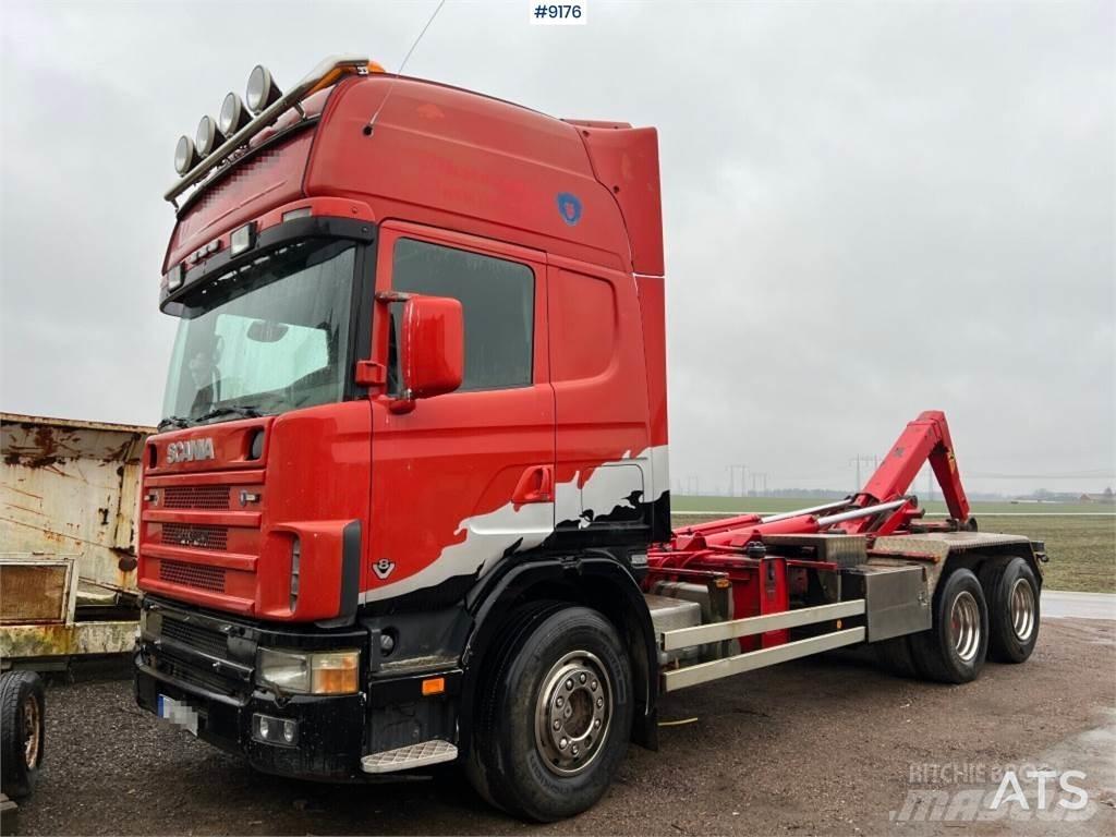Scania R144GB6X4NA530 Hákový nosič kontejnerů