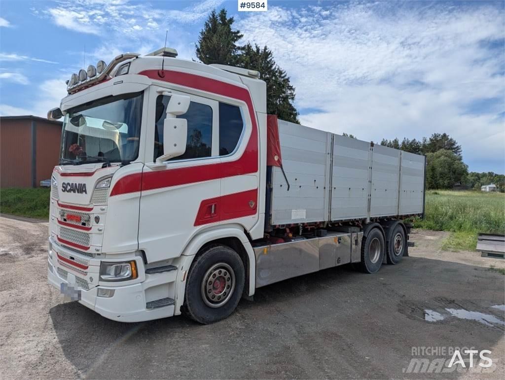 Scania R580 6X2 Skříňová nástavba