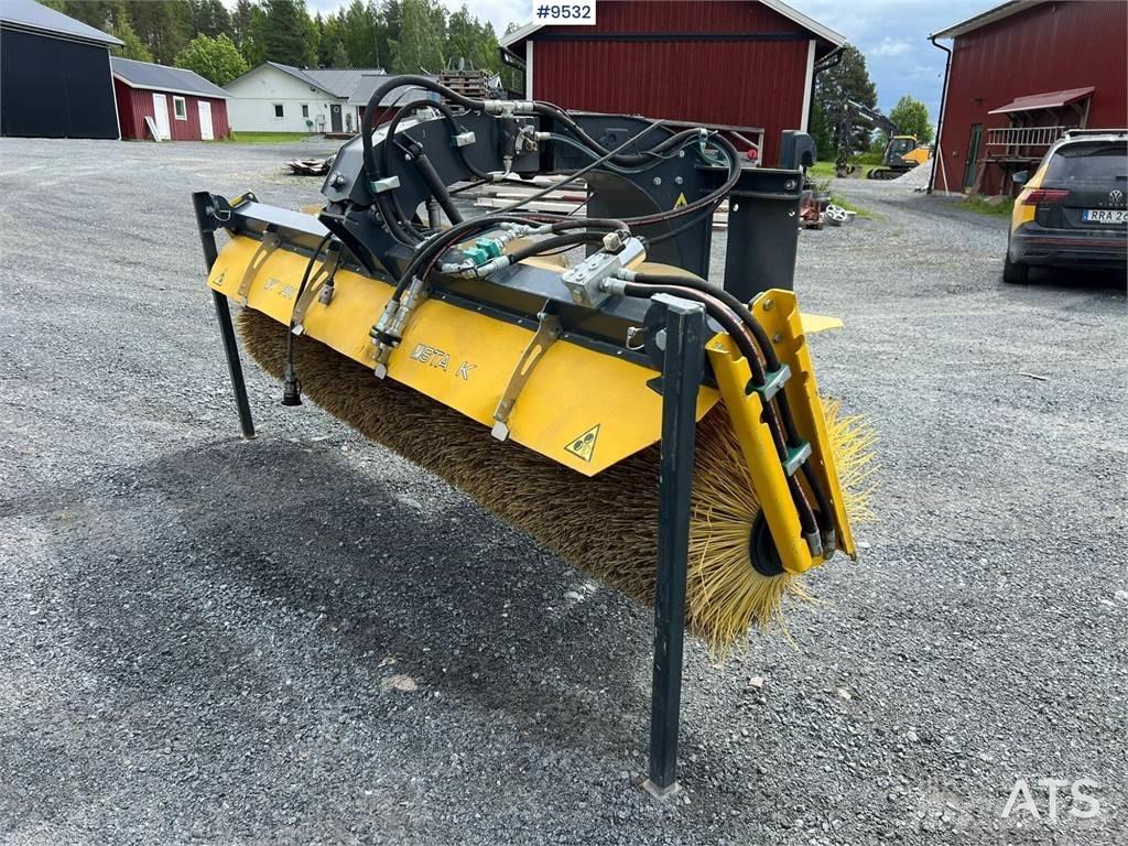 Stark RSW 3000S Zametací kartáče