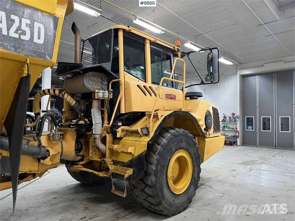 Volvo A25D Kloubové dempry