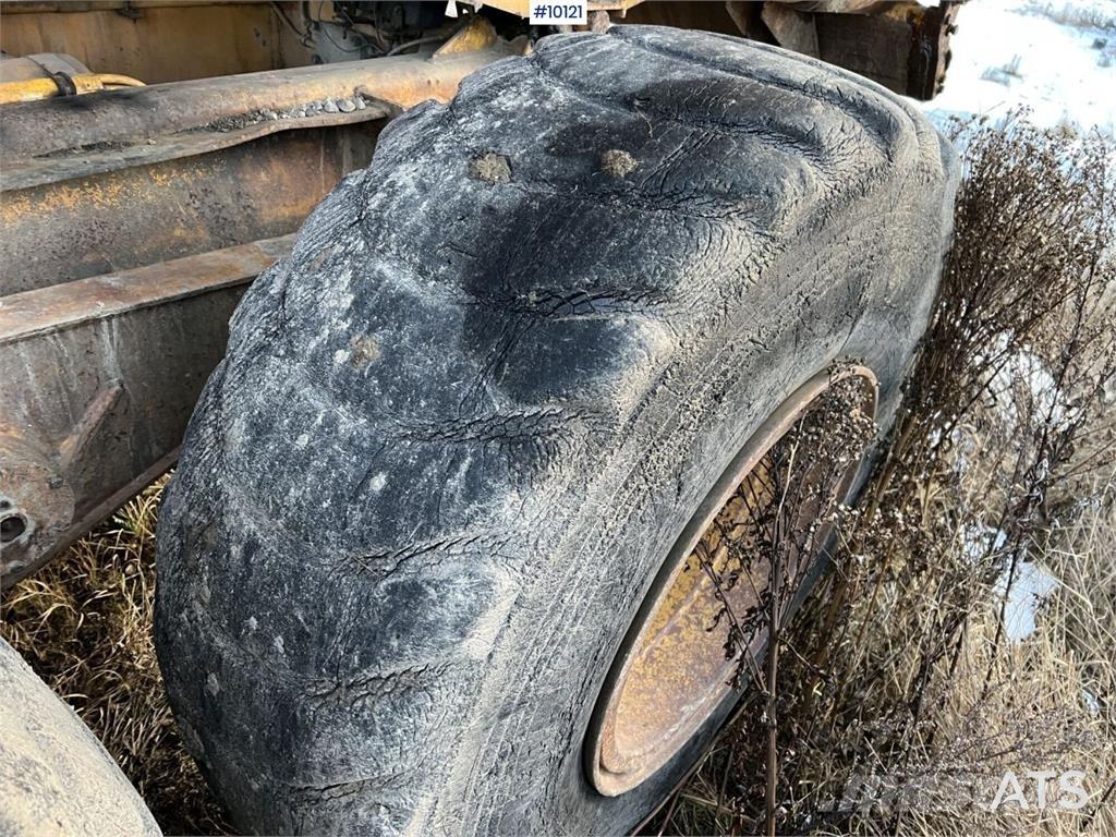 Volvo BM 861 Dumper Kloubové dempry