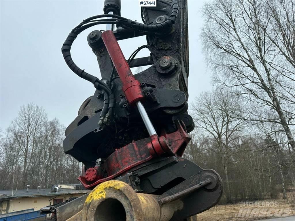 Volvo EC300DL Pásová rýpadla
