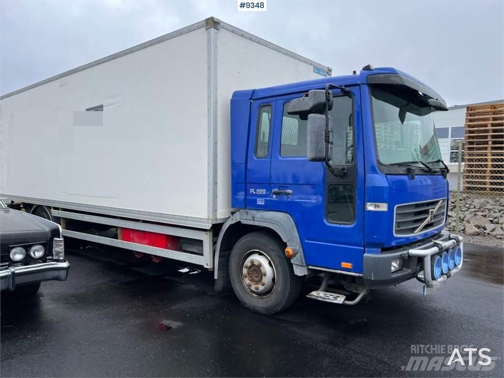 Volvo FL6 4X2 Skříňová nástavba