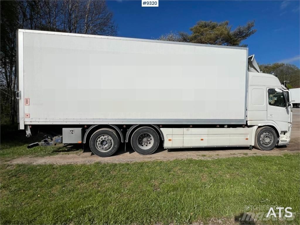 Volvo FM 6x2 Skříňová nástavba