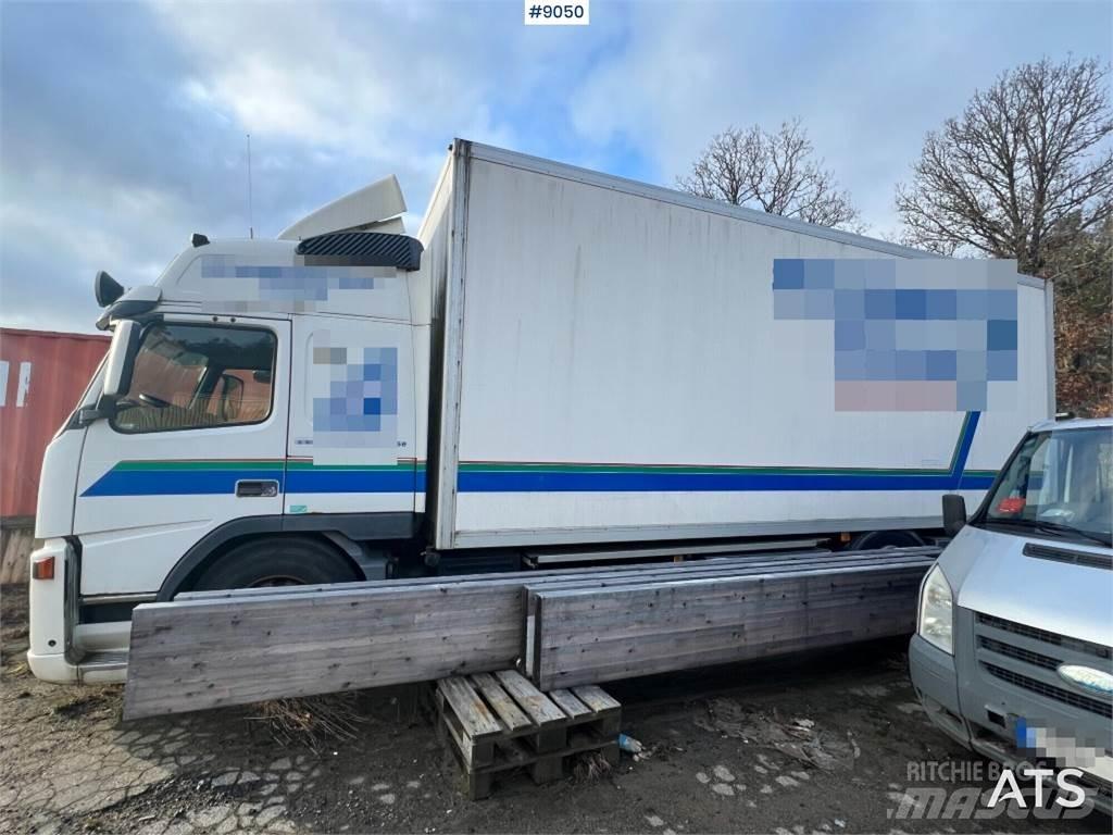 Volvo FM9 4X2 Skříňová nástavba