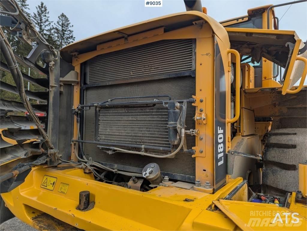 Volvo L180F Kolové nakladače