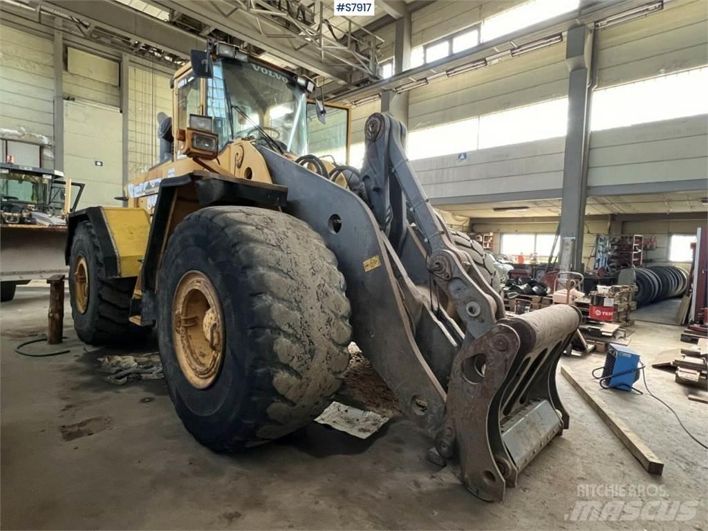 Volvo L220D Kolové nakladače