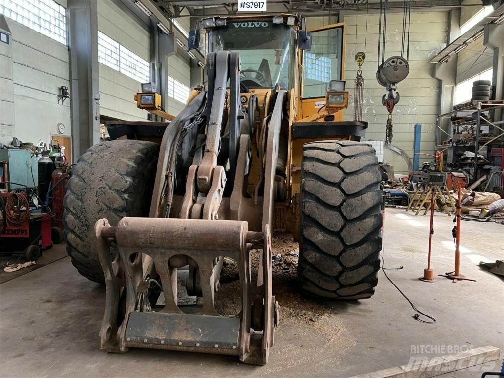 Volvo L220D Kolové nakladače