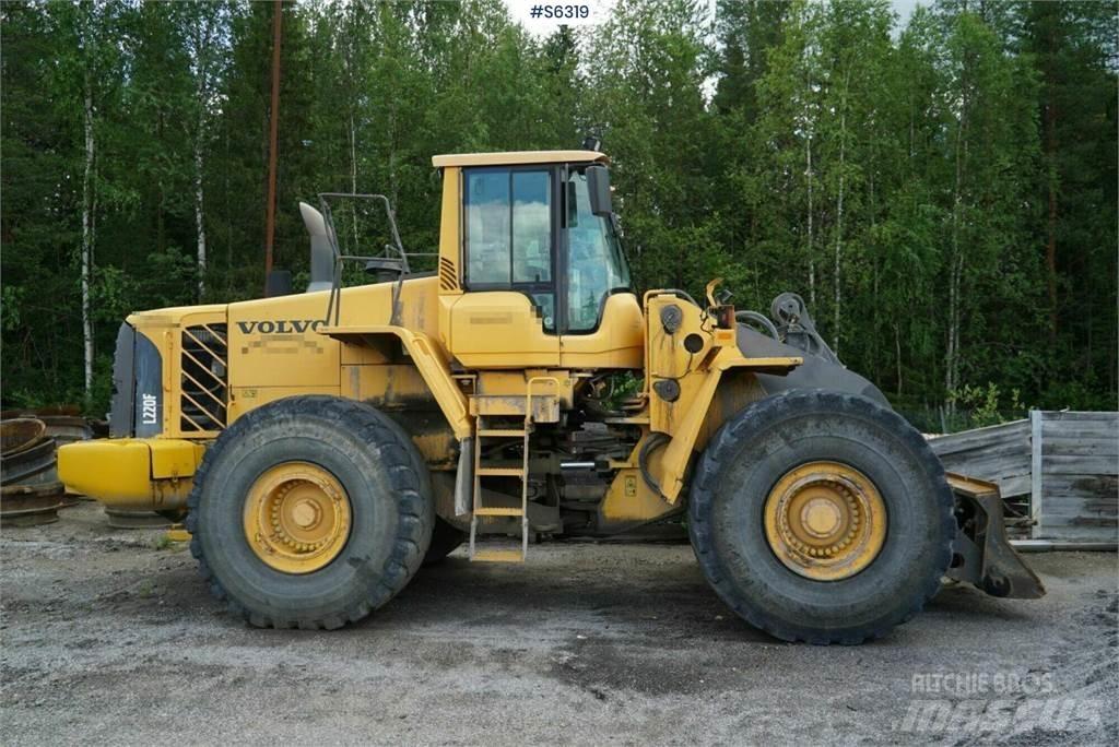 Volvo L220F Kolové nakladače