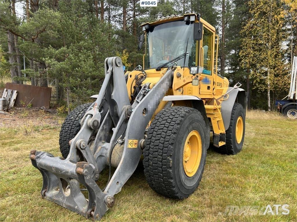 Volvo L90E Kolové nakladače