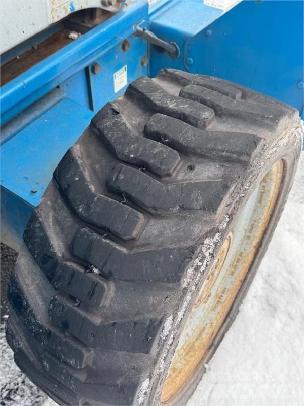 Genie 4390 Nůžková zvedací plošina