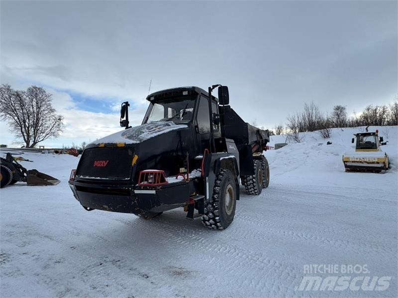 Moxy MT-25 Vyklápěcí dempry