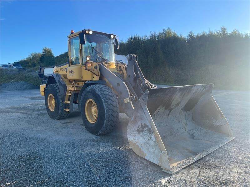 Volvo L90E Kolové nakladače