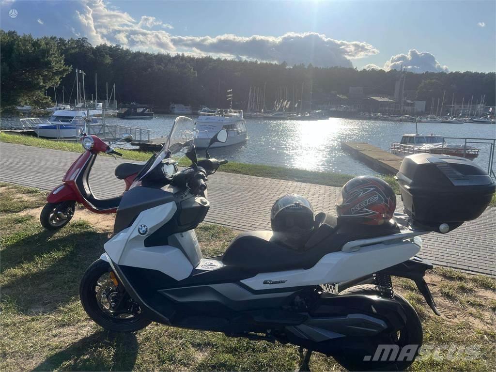 BMW  Terénní vozidla