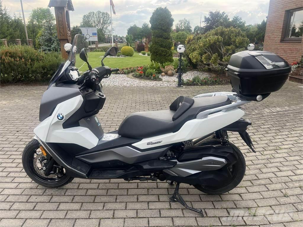 BMW  Terénní vozidla