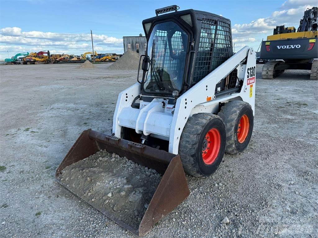 Bobcat S130 Mininakladače