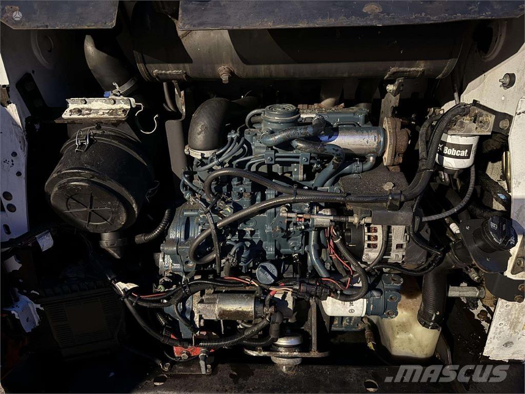Bobcat S570 Mininakladače