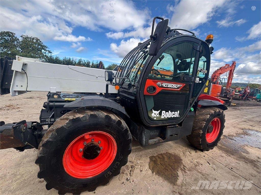 Bobcat T40.180SLP Teleskopické manipulátory